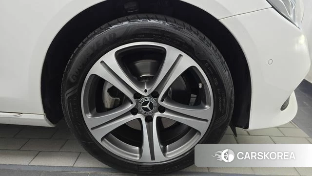 Mercedes-Benz E-Class W213 id 5023832 из Кореи 13