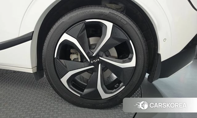 Kia EV6 id 5039997 из Кореи 13