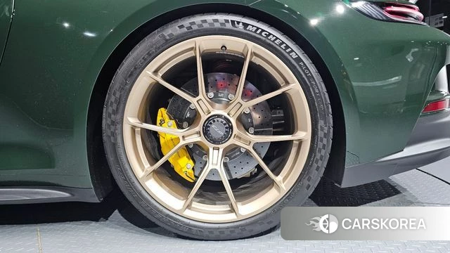 Porsche 911(992) id 5040494 из Кореи 13