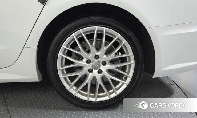 Audi New A6 id 5029251 из Кореи 13