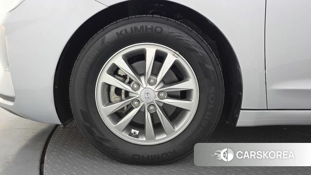 Hyundai The New Avante AD id 4836690 из Кореи 13