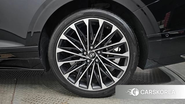 Hyundai Grandeur (GN7) id 5039733 из Кореи 13