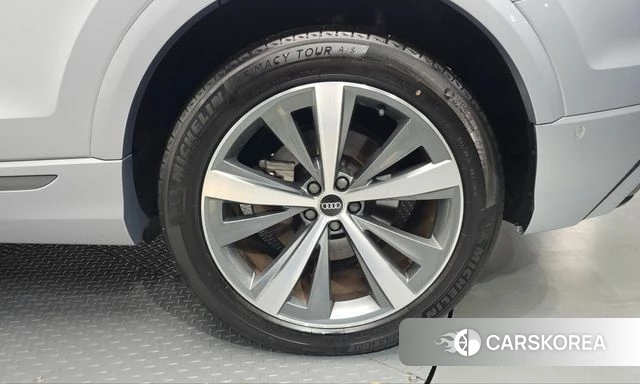 Audi Q8 (4M) id 5027871 из Кореи 13