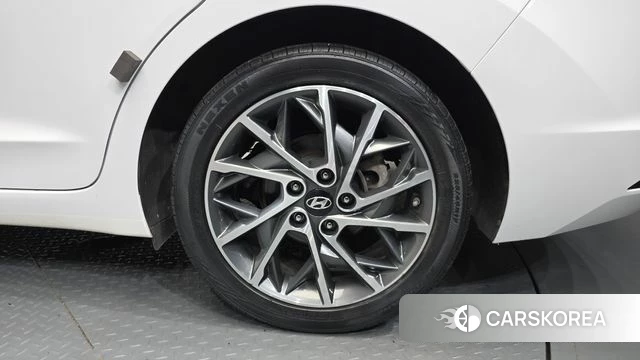 Hyundai The New Avante AD id 4610294 из Кореи 13