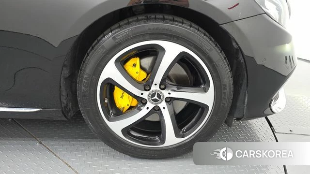 Mercedes-Benz E-Class W213 id 5003961 из Кореи 13