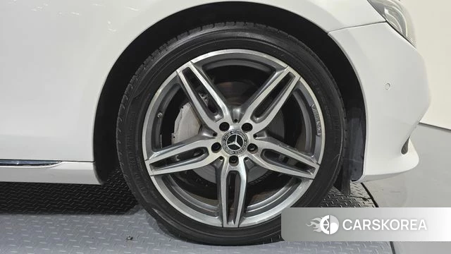 Mercedes-Benz E-Class W213 id 4977754 из Кореи 13