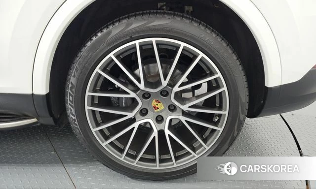 Porsche Cayenne (PO536) id 5003765 из Кореи 13