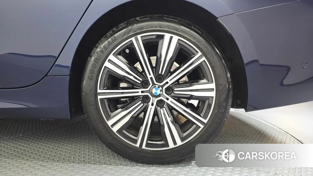 BMW 3 Series (G20) id 4984968 из Кореи 13
