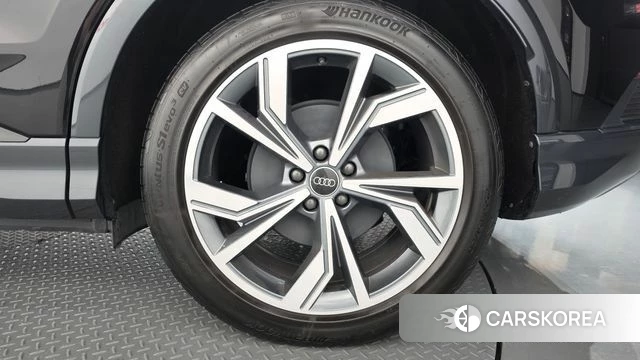 Audi Q4 e-Tron (F4) id 5033309 из Кореи 13