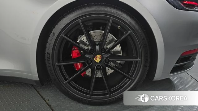 Porsche 911(992) id 4987292 из Кореи 13