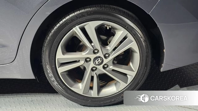 Hyundai Avante AD id 4967900 из Кореи 13