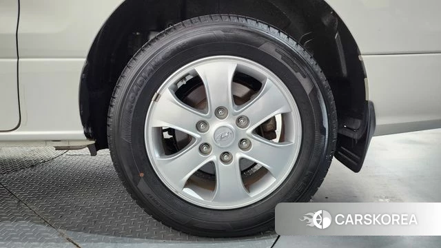 Hyundai The New Grand Starex id 4765257 из Кореи 13