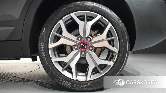 Kia Seltos id 4982457 из Кореи 13
