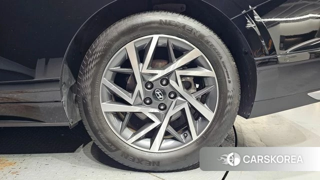 Hyundai Grandeur Hybrid (GN7) id 5040009 из Кореи 13