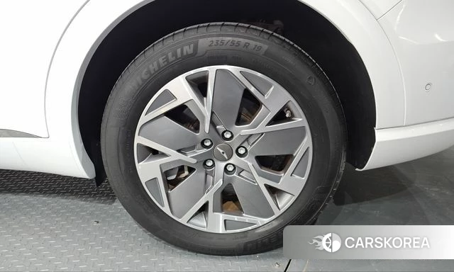Genesis Electrified GV70 id 5033800 из Кореи 13