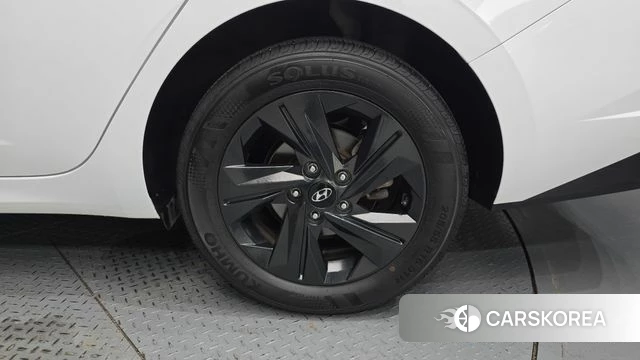 Hyundai Avante (CN7) id 4572132 из Кореи 13