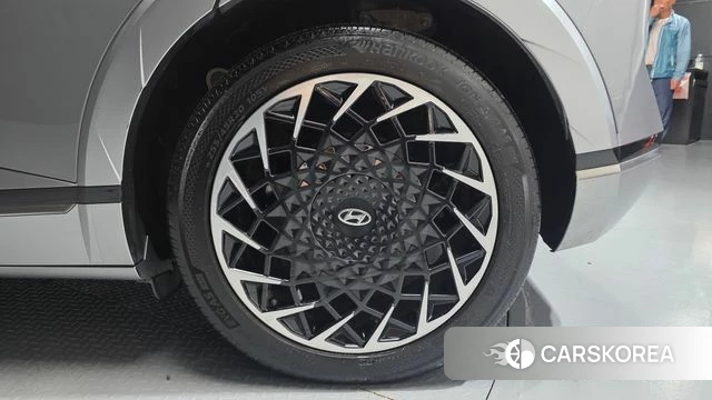 Hyundai Ionic 5 id 4996943 из Кореи 13