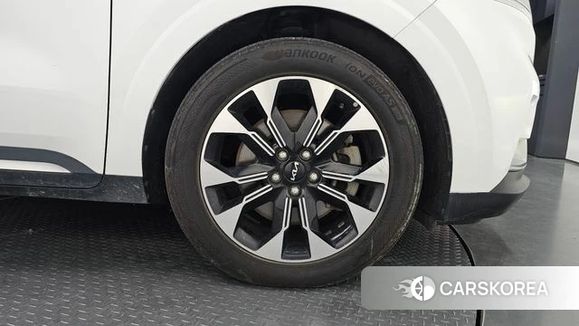 Kia Carnival 4th generation id 4735621 из Кореи 13
