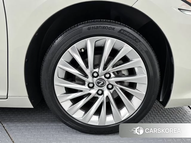 Lexus ES300h 7th generation id 5023816 из Кореи 13