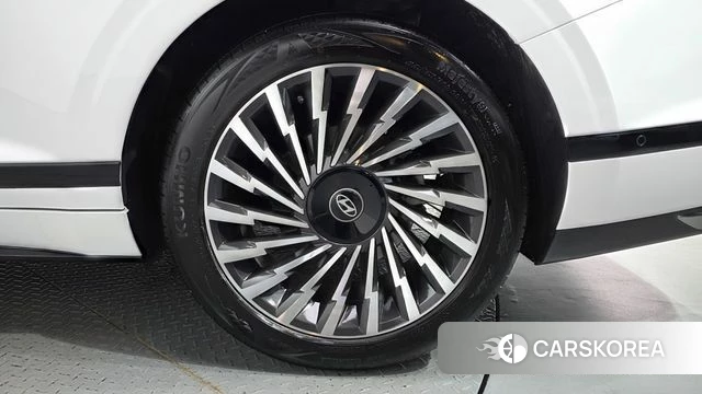 Hyundai Grandeur Hybrid (GN7) id 5001789 из Кореи 13