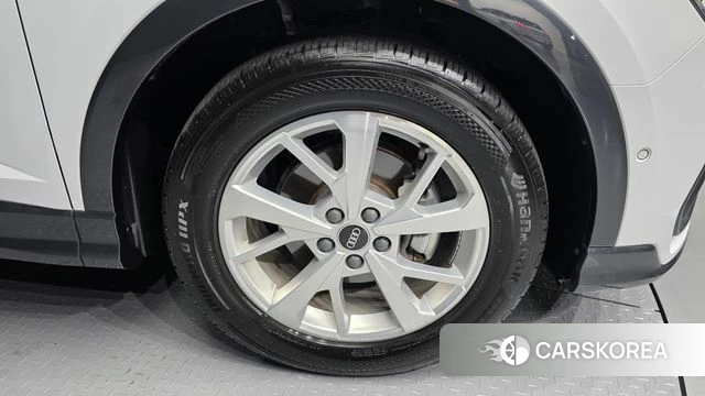 Audi Q3 (F3) id 4793214 из Кореи 13