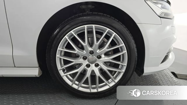 Audi New A6 id 4924161 из Кореи 13