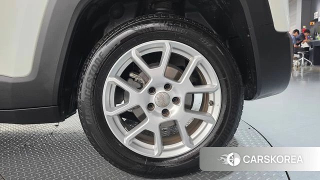 Jeep Renegade id 4923200 из Кореи 13