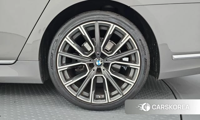 BMW 7 Series (G11) id 4959501 из Кореи 13