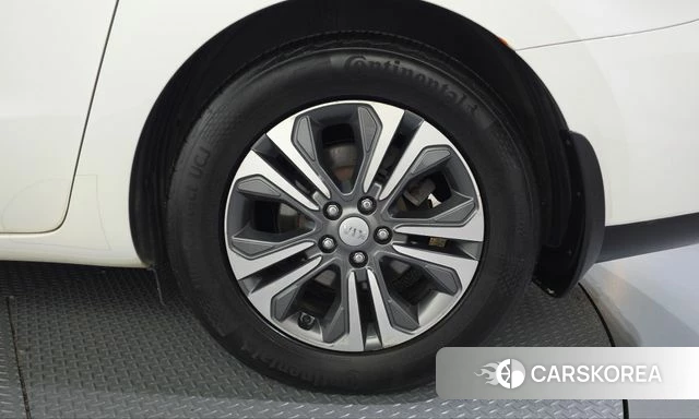 Kia The New Carnival id 5029108 из Кореи 13