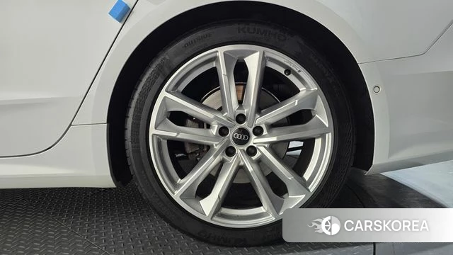 Audi A7 (4K) id 4980946 из Кореи 13