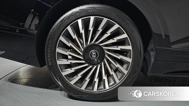 Hyundai Grandeur Hybrid (GN7) id 5002409 из Кореи 13