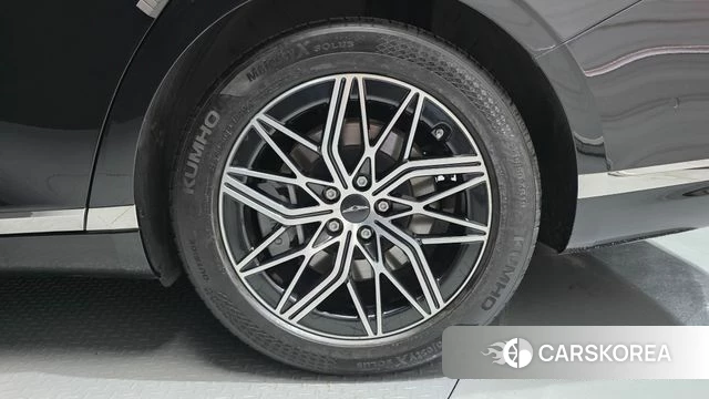 Genesis G90 (RS4) id 4976484 из Кореи 13
