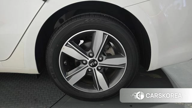 Kia The New K3 id 4988503 из Кореи 13