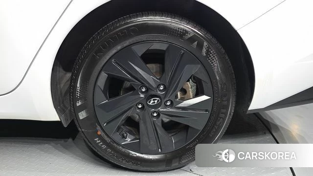 Hyundai Avante Hybrid (CN7) id 5012032 из Кореи 13