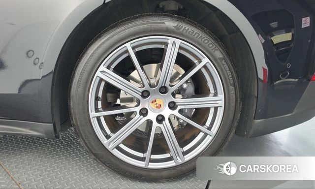 Porsche Panamera (976) id 4995397 из Кореи 13