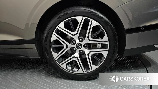 Hyundai Grandeur (GN7) id 5022008 из Кореи 13