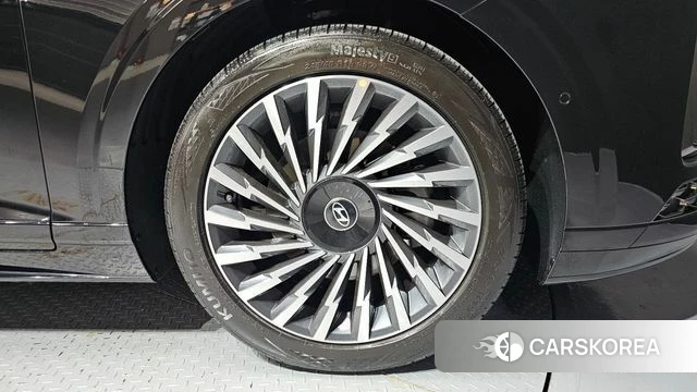 Hyundai Grandeur (GN7) id 4958203 из Кореи 13
