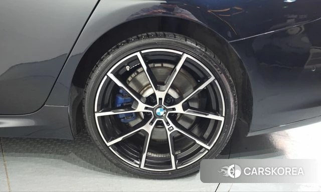 BMW 8 Series (G15) id 5040788 из Кореи 13