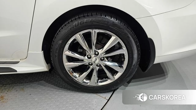 Kia The New Carnival id 4581774 из Кореи 13