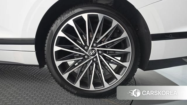 Hyundai Grandeur Hybrid (GN7) id 4950221 из Кореи 13