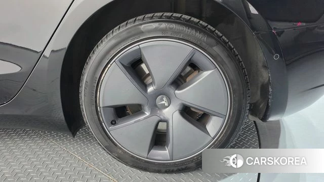 Tesla Model 3 id 4656993 из Кореи 13