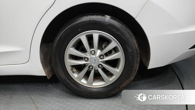 Hyundai The New Avante AD id 4605002 из Кореи 13