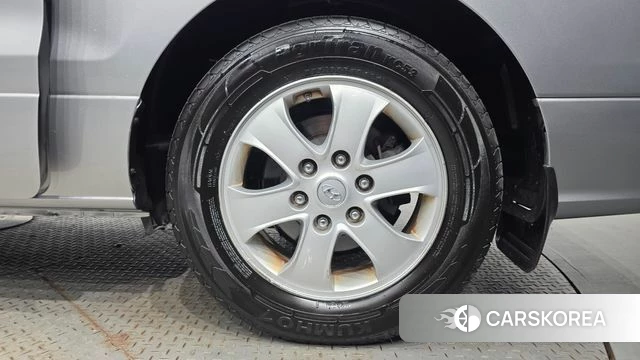 Hyundai The New Grand Starex id 4988519 из Кореи 13