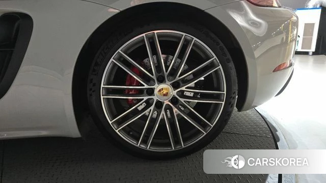 Porsche 718 Boxster id 4775428 из Кореи 14
