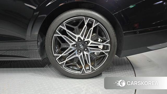 Hyundai Grandeur (GN7) id 5027213 из Кореи 13