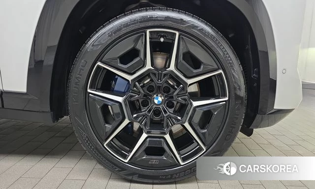 BMW XM (G09) id 4957855 из Кореи 13