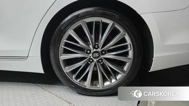 Hyundai Grandeur IG id 5018570 из Кореи 13