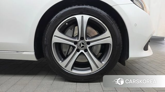 Mercedes-Benz E-Class W213 id 4918717 из Кореи 13