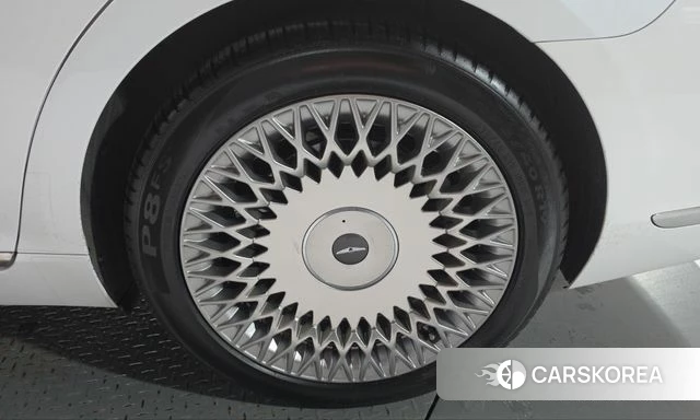Genesis G90 id 5003111 из Кореи 13