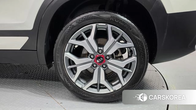 Kia Seltos id 5013431 из Кореи 13